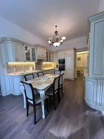 Prodej bytu 4+1, Karlovy Vary, Krále Jiřího, 120 m2