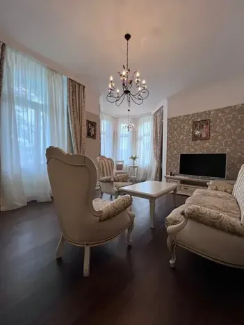 Prodej bytu 4+1, Karlovy Vary, Krále Jiřího, 120 m2