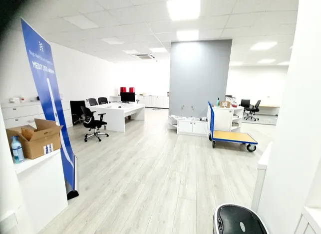 Pronájem obchodního prostoru, Praha - Libeň, Pod bání, 226 m2