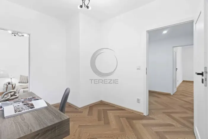 Prodej bytu 4+kk, Praha - Dejvice, Zavadilova, 87 m2