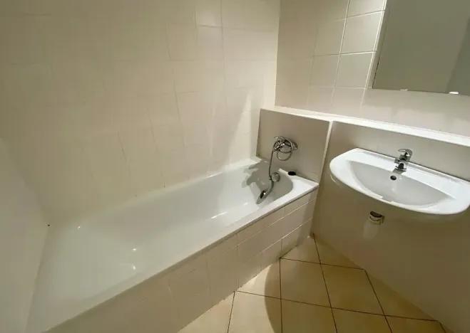 Prodej bytu 2+kk, Praha - Troja, Hnězdenská, 38 m2