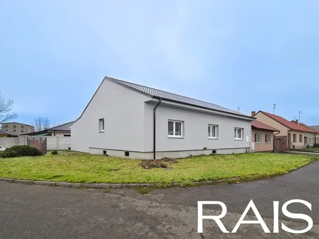 Prodej vícegeneračního domu, Mikulčice, 169 m2