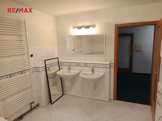 Pronájem rodinného domu, Štíty, 100 m2