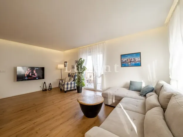 Pronájem bytu 2+kk, Praha, Formanská, 68 m2