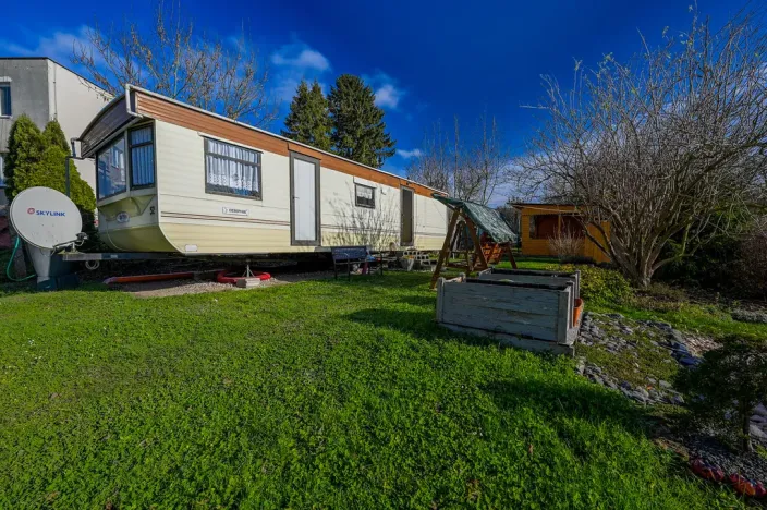 Prodej pozemku, Lukavec u Hořic, 1490 m2