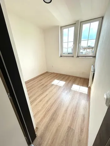 Pronájem bytu 2+kk, Praha - Zličín, Strojírenská, 40 m2