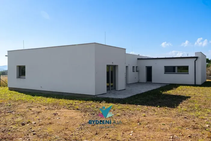 Prodej rodinného domu, Dubí, V Aleji, 206 m2