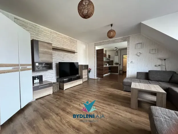 Prodej bytu 3+1, Teplice, U Hadích lázní, 73 m2