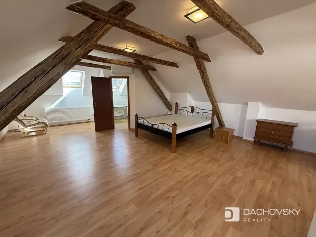 Pronájem rodinného domu, Orel, 191 m2