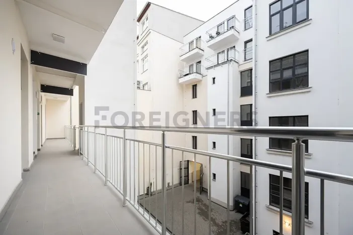 Pronájem bytu 1+kk, Brno, Bratislavská, 32 m2