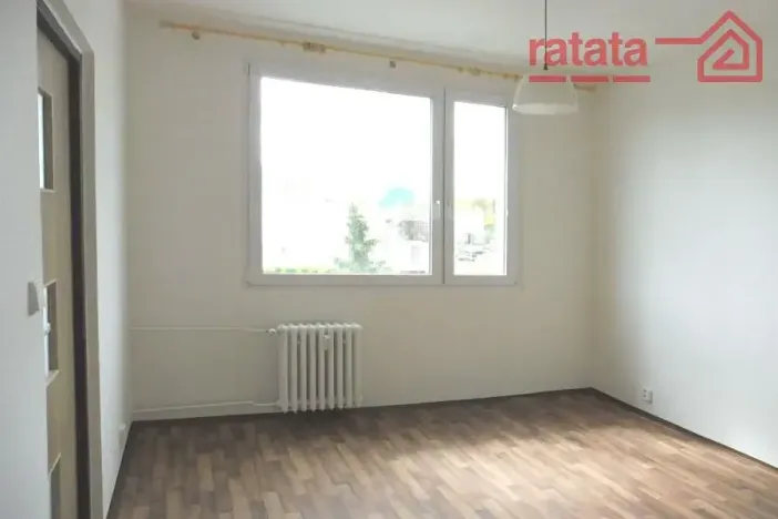 Pronájem bytu 1+1, Chomutov, Dřínovská, 35 m2