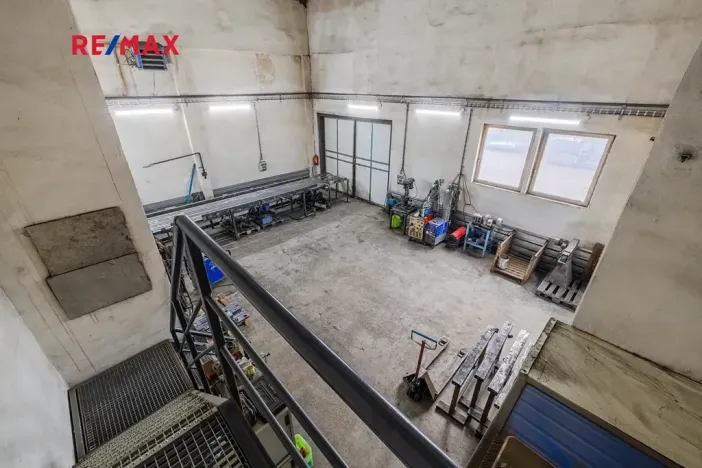 Prodej výrobních prostor, Neuměř, 405 m2