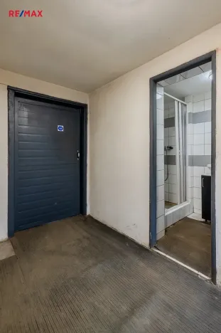 Prodej výrobních prostor, Neuměř, 405 m2