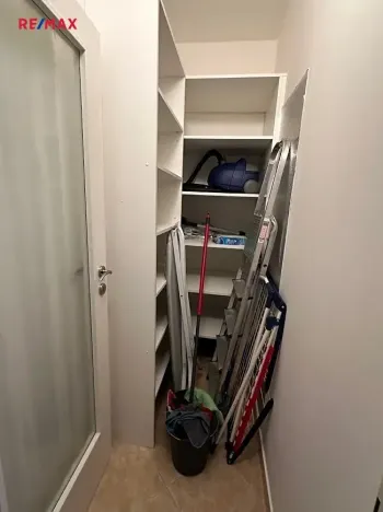 Pronájem bytu 1+kk, Praha - Vysočany, Pod Harfou, 33 m2