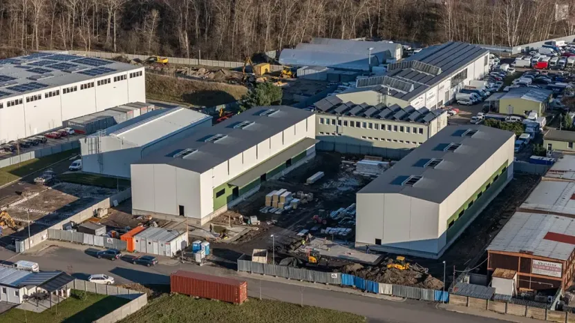 Pronájem skladu, Kolín, K Raškovci, 1785 m2