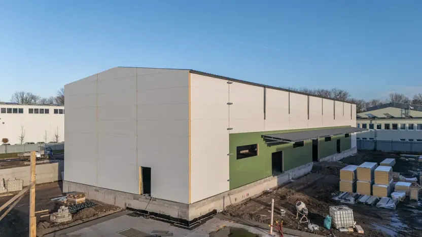 Pronájem skladu, Kolín, K Raškovci, 1785 m2