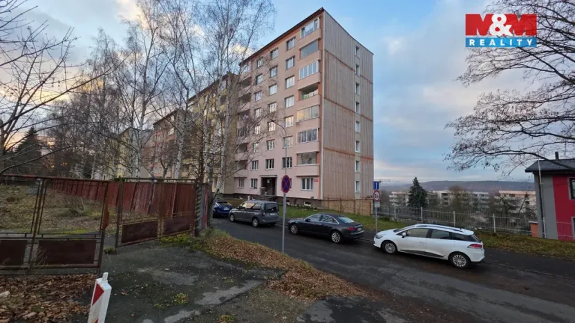 Pronájem bytu 1+1, Karlovy Vary - Rybáře, Klínovecká, 39 m2