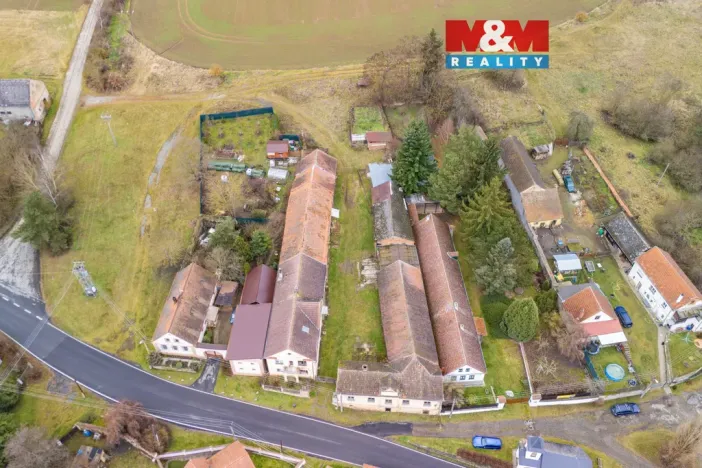 Prodej rodinného domu, Stříbro - Otročín, 300 m2