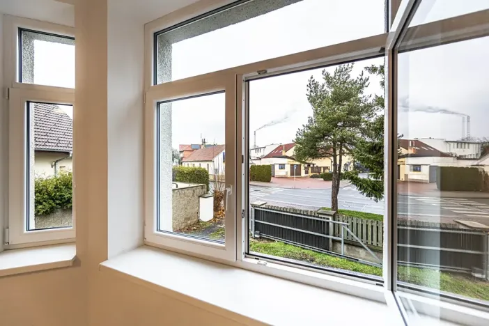 Prodej obchodního prostoru, Praha - Štěrboholy, Ústřední, 280 m2