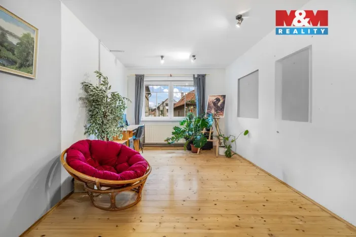 Prodej bytu 4+1, Velvary, Tyršova, 218 m2