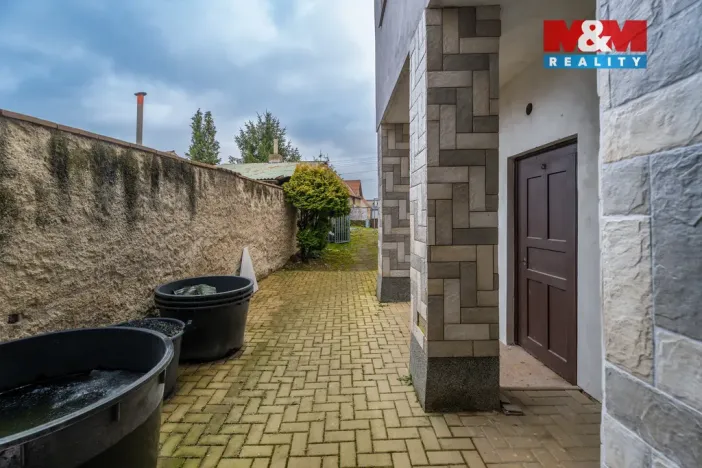 Prodej bytu 4+1, Velvary, Tyršova, 218 m2