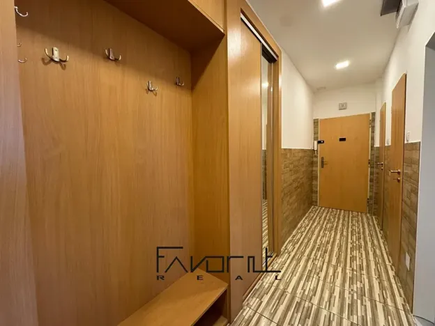 Pronájem bytu 3+1, Ostrava, Ukrajinská, 68 m2