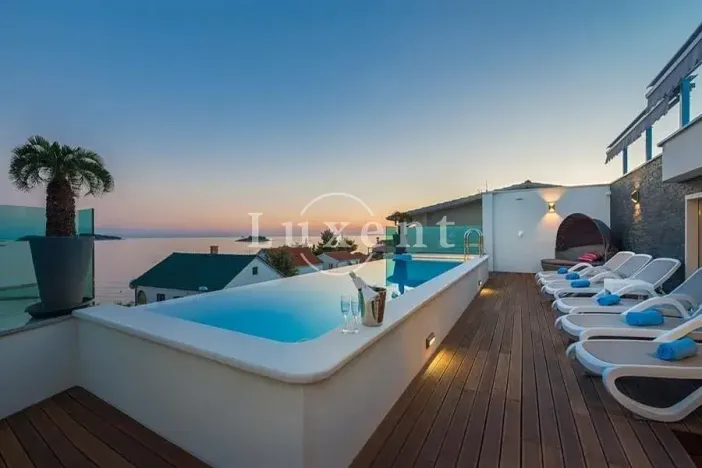 Prodej rodinného domu, Rogoznica, Chorvatsko, 400 m2