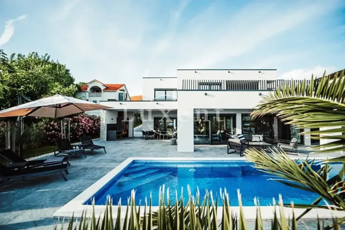 Prodej rodinného domu, Zadar, Chorvatsko, 210 m2