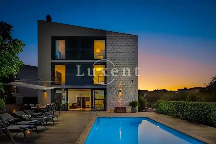 Prodej rodinného domu, Rogoznica, Chorvatsko, 320 m2