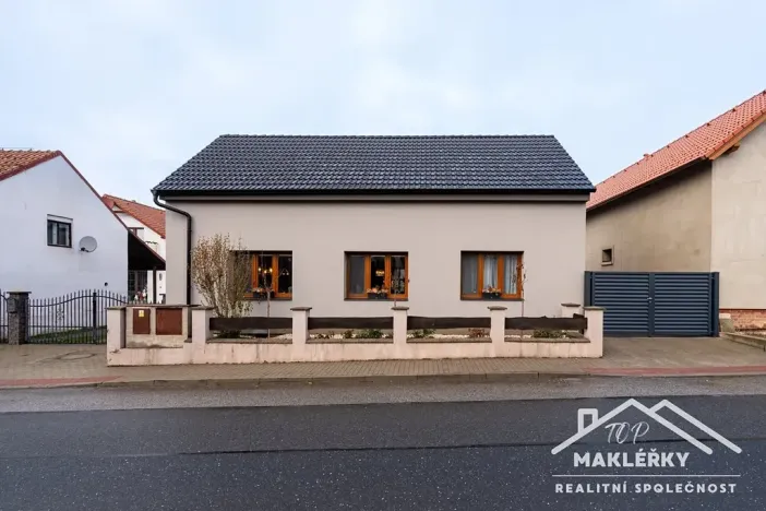 Prodej rodinného domu, Chotutice, Průběžná, 122 m2