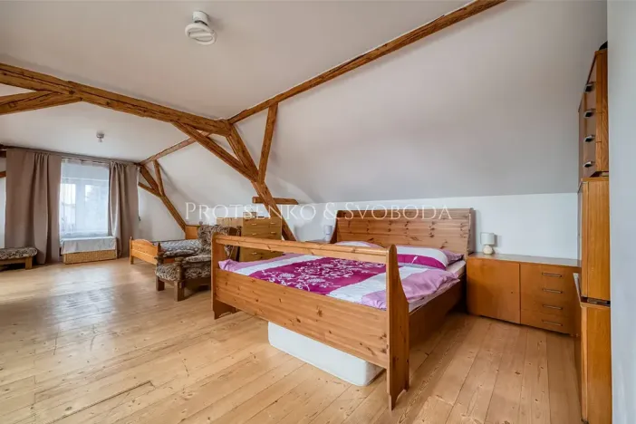 Prodej rodinného domu, Pardubice, Žižkova, 250 m2