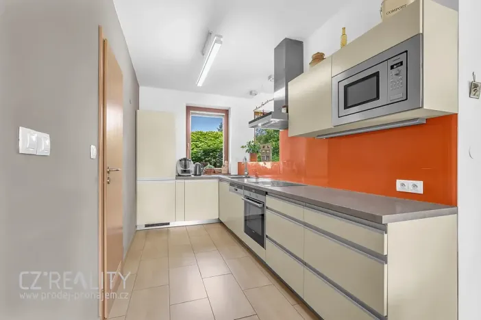 Prodej rodinného domu, Babice, Sportovní, 160 m2