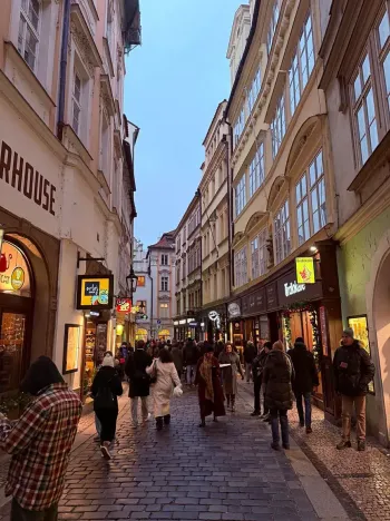 Pronájem obchodního prostoru, Praha - Staré Město, Karlova, 24 m2