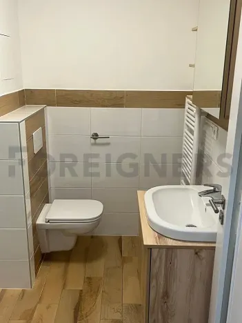 Pronájem bytu 2+kk, Pardubice, Železničního pluku, 50 m2