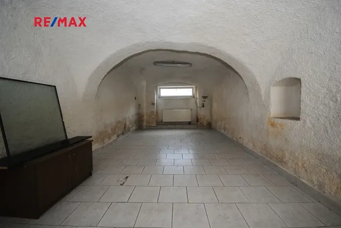 Prodej komerční nemovitosti, Církvice, 6984 m2