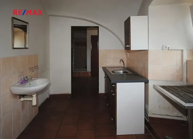 Prodej komerční nemovitosti, Církvice, 6984 m2