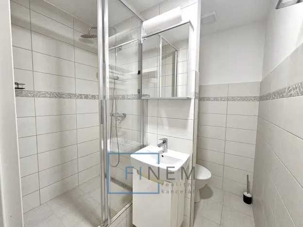 Pronájem bytu 1+1, Kralupy nad Vltavou, sídl. Hůrka, 30 m2