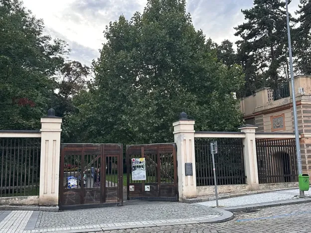 Pronájem bytu 2+kk, Praha - Vršovice, Petrohradská, 58 m2