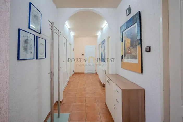 Prodej činžovního domu, Karlovy Vary, náměstí Republiky, 672 m2