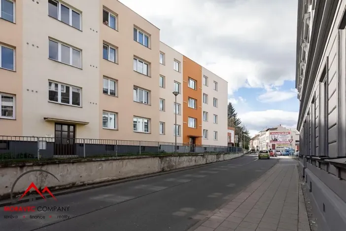 Pronájem bytu 3+kk, Opava, Kasárenská, 62 m2