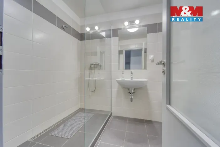 Prodej bytu 2+kk, Plzeň, Stehlíkova, 66 m2