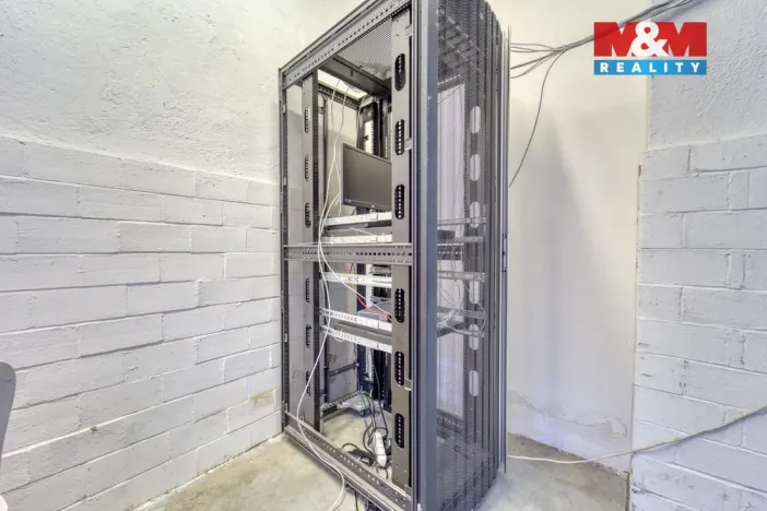 Pronájem výrobních prostor, Rokycany - Nové Město, Dukelská, 676 m2