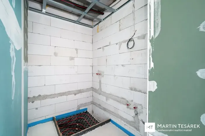 Prodej rodinného domu, Starovice, 221 m2