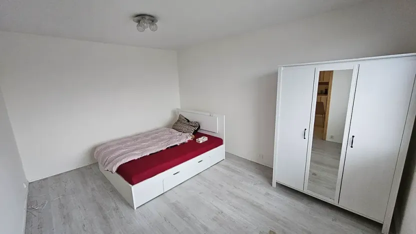 Pronájem bytu 1+1, Teplice, Antala Staška, 35 m2