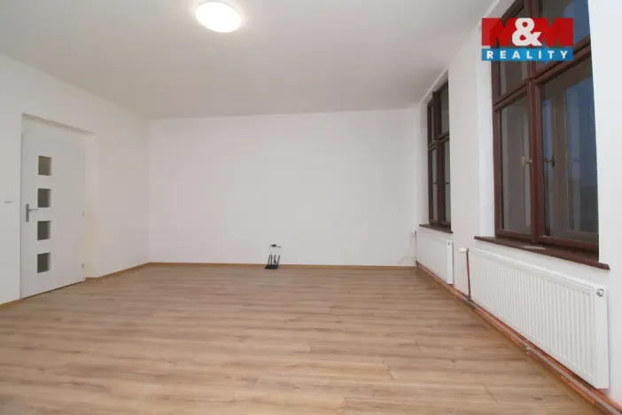 Pronájem bytu 1+1, Úpice, Palackého, 41 m2