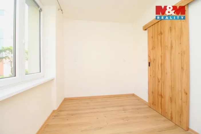 Pronájem bytu 1+1, Týniště nad Orlicí, Družstevní, 39 m2