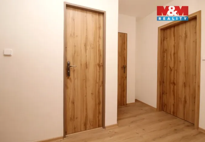 Pronájem bytu 1+1, Týniště nad Orlicí, Družstevní, 39 m2