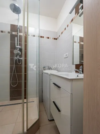 Pronájem bytu 2+kk, Praha - Holešovice, Argentinská, 43 m2