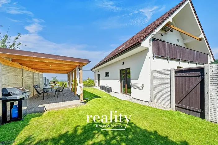 Prodej ubytování, Perná, 205 m2