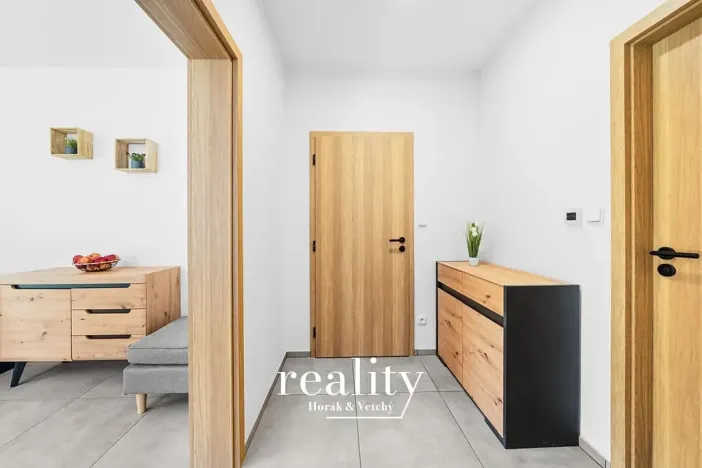 Prodej apartmánu, Perná, 205 m2